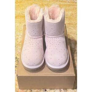 NWT Kids Ugg Stargirl Classic Mini II Bow Boots Size 4